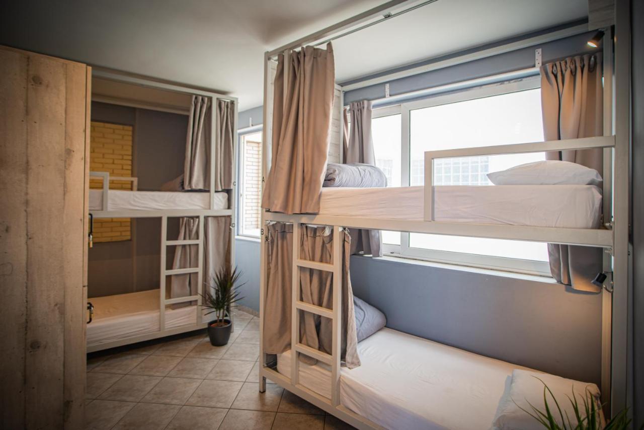 Bed 4-Bed Mixed Dormitory Room